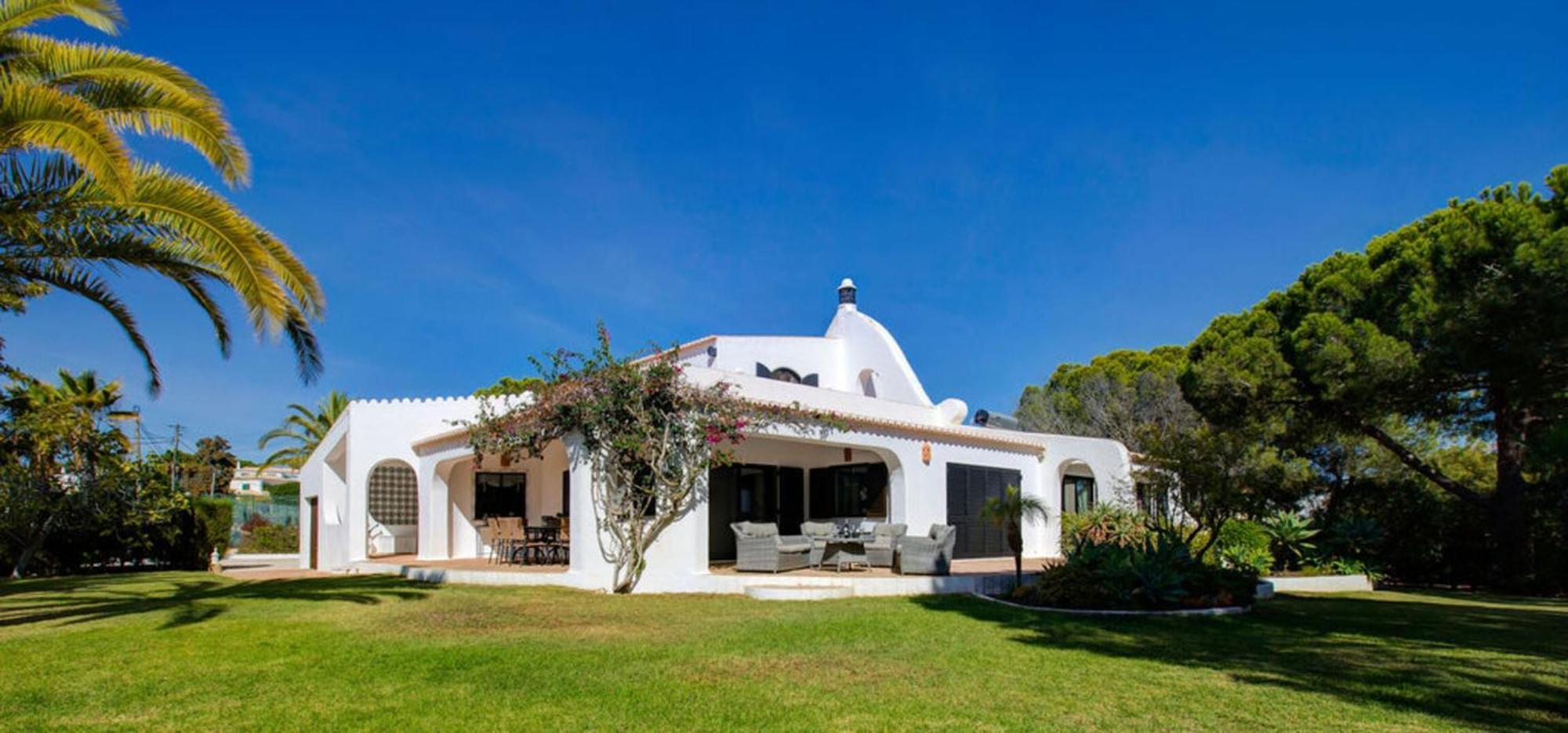 Villa Barlavento - Stunning 4-Bedroom Villa With Tennis Court 卡武埃鲁 外观 照片