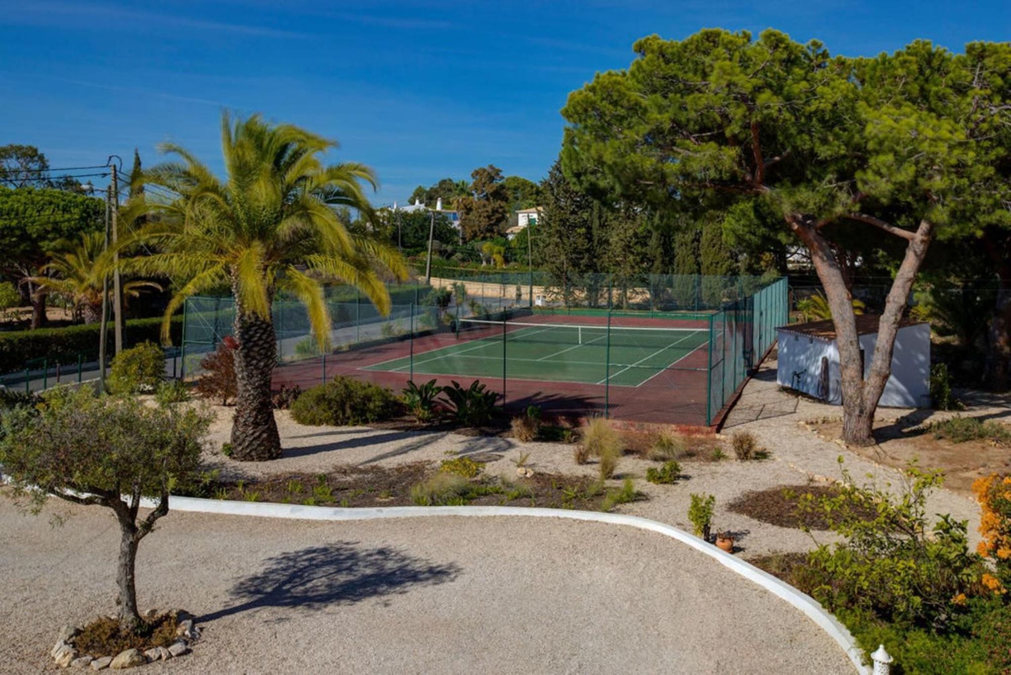 Villa Barlavento - Stunning 4-Bedroom Villa With Tennis Court 卡武埃鲁 外观 照片