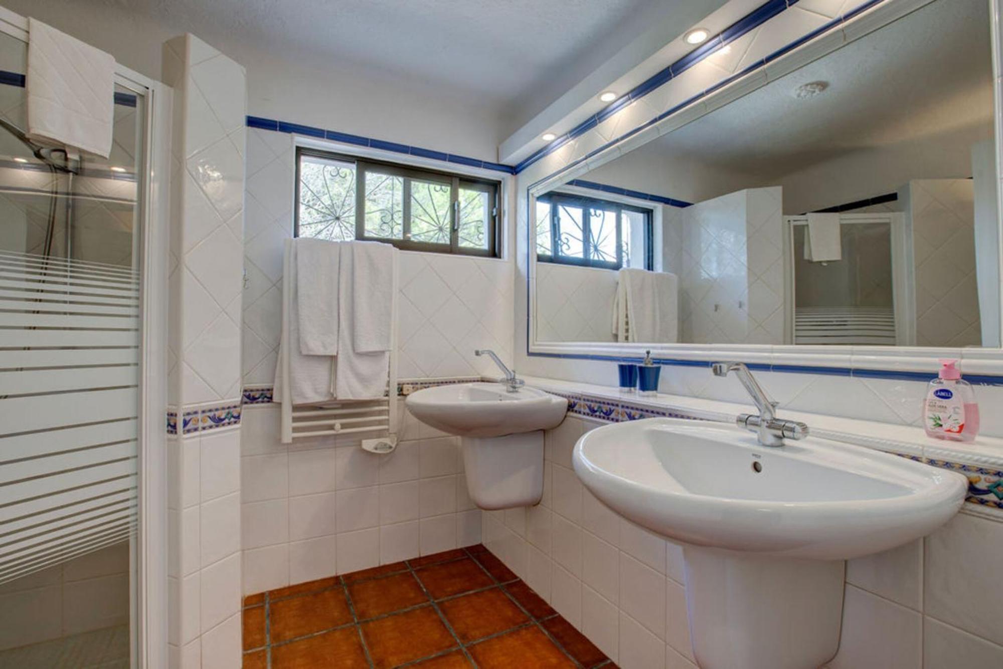 Villa Barlavento - Stunning 4-Bedroom Villa With Tennis Court 卡武埃鲁 外观 照片