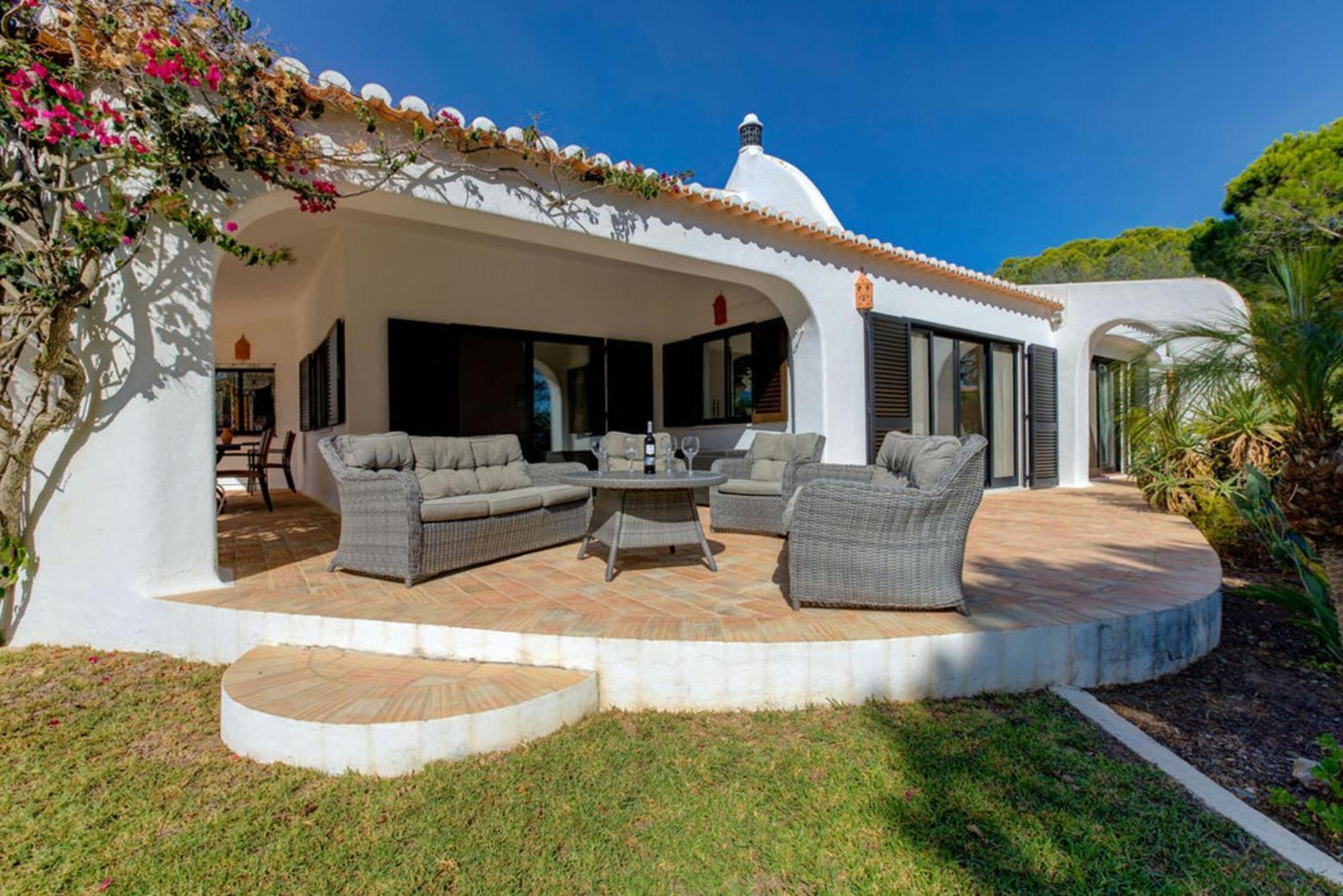 Villa Barlavento - Stunning 4-Bedroom Villa With Tennis Court 卡武埃鲁 外观 照片